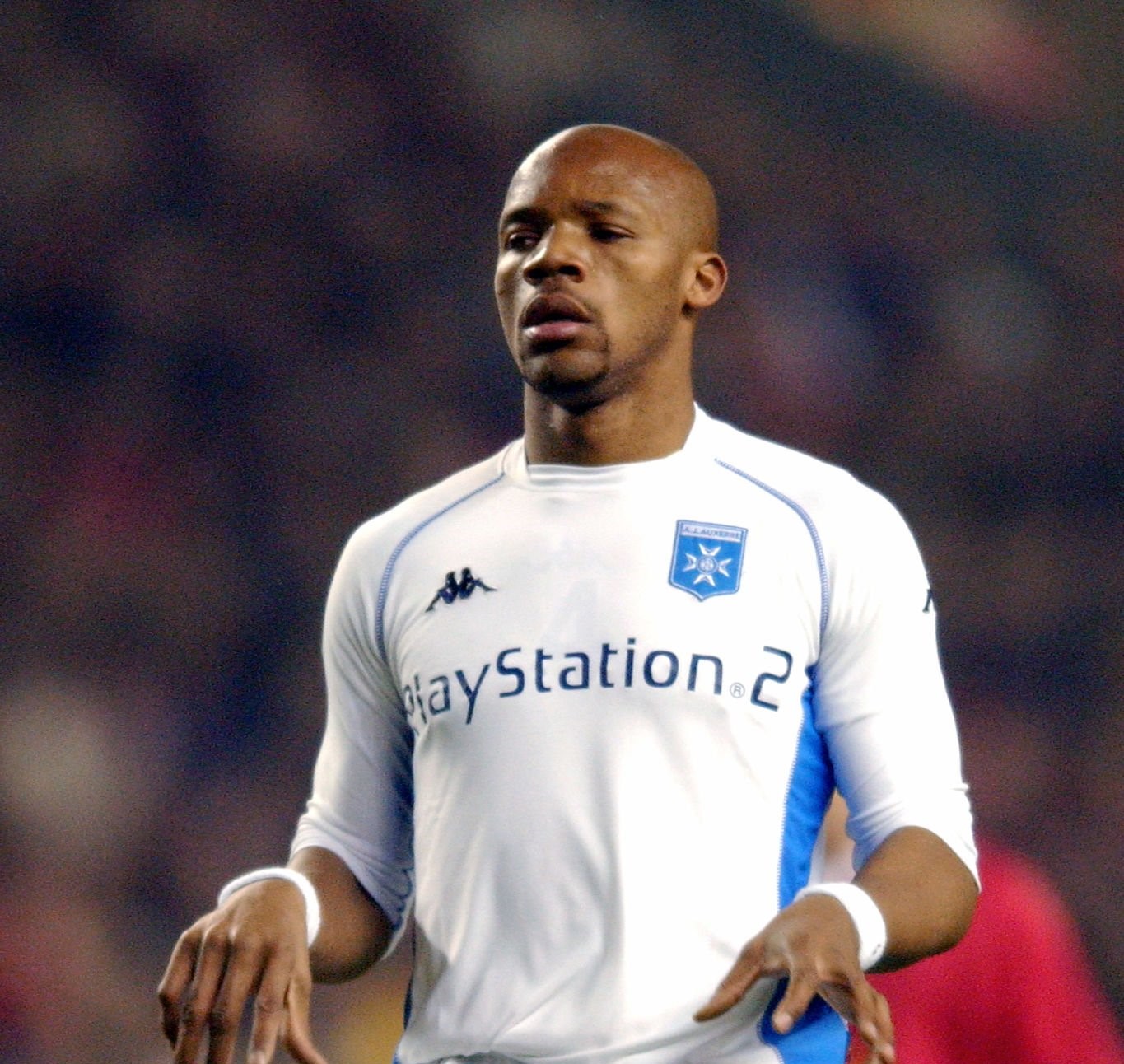 Jean Alain Boumsong, Auxerre  (Photo by Matthew Ashton/EMPICS via Getty Images)